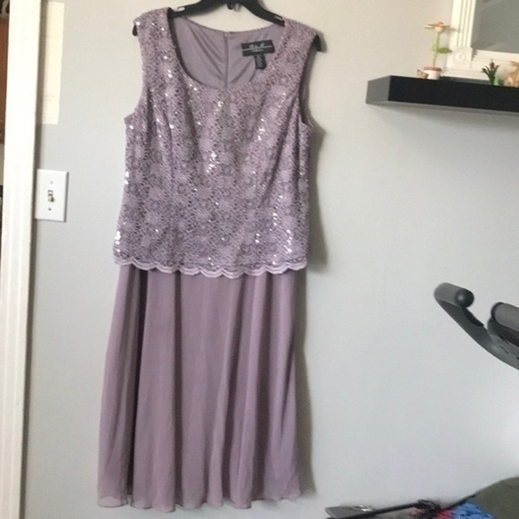R&M Collection 2 piece dress and jacket size 14 - Picture 2 of 12